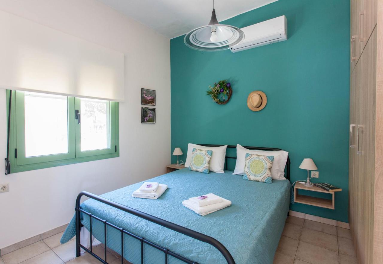 Chania Sea View Summer House * Kalamaki (Chania)
