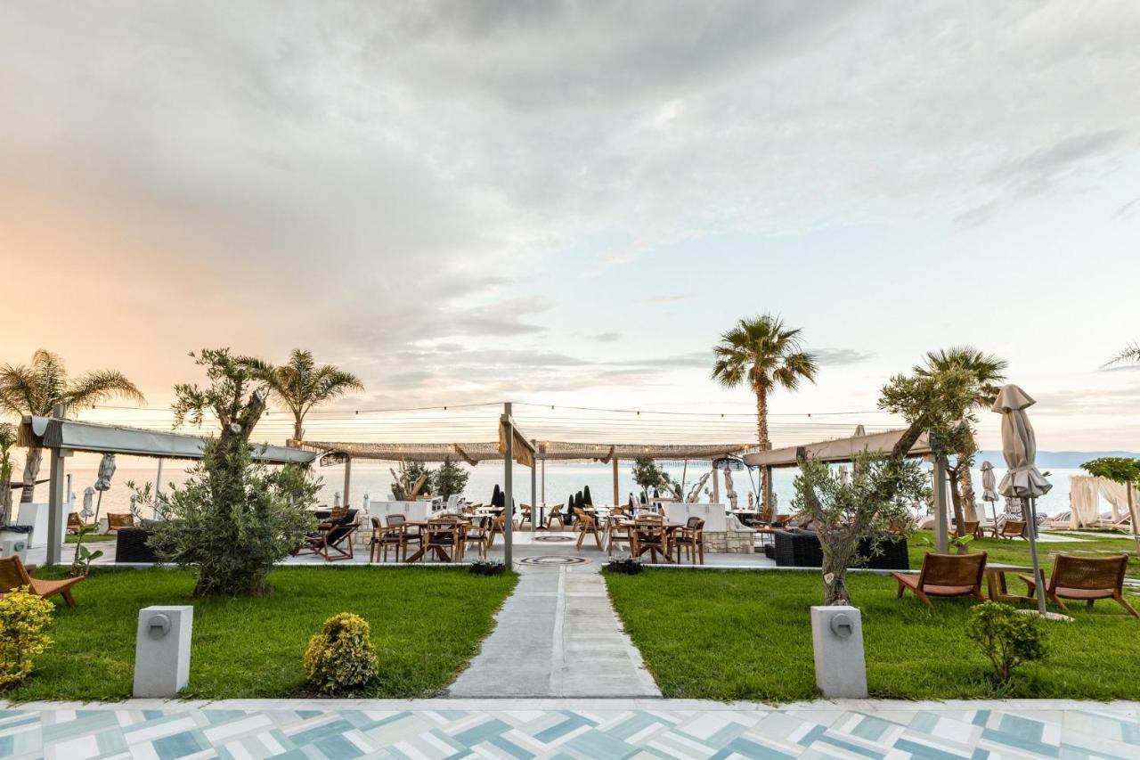 Blue Carpet Luxury 3* Pefkochori