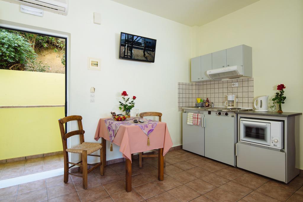 Kalithea - Heated Pool