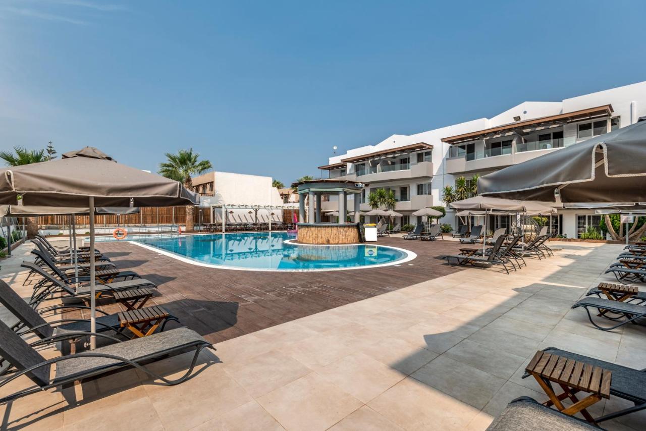 Pelopas Hotel 4*