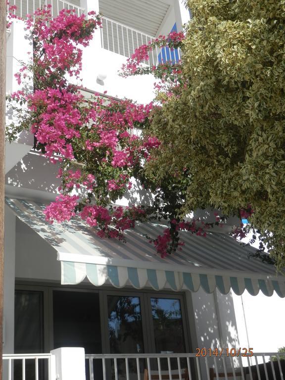 Aparthotel Glaros