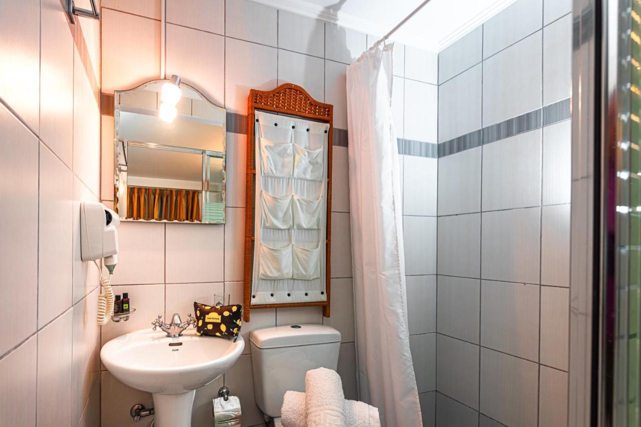 Villa Beachfront Andriana With Mini Pool And *