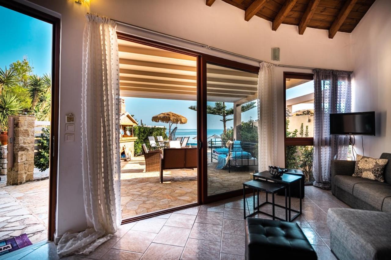 Beachfront Andriana With Mini Pool And Villa Vasilikos (Zakynthos)
