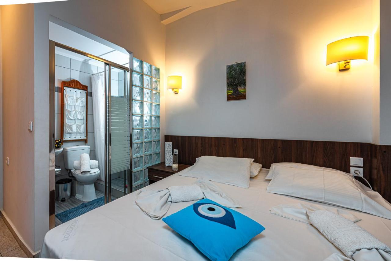 Villa Beachfront Andriana With Mini Pool And *