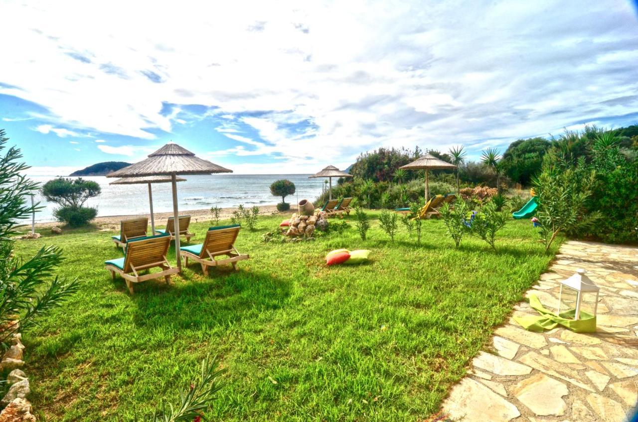 Beachfront Andriana With Mini Pool And Villa *