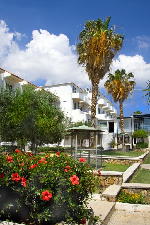 Ilyssion Hotel