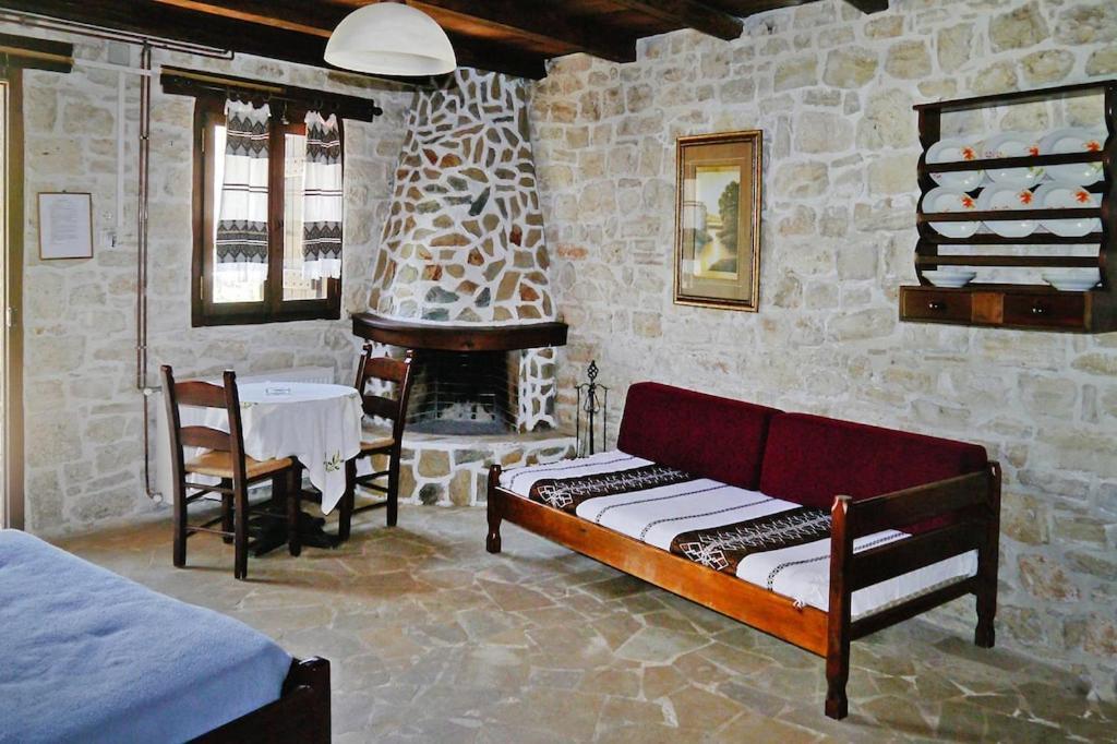 Homes Mayoralas, Periana * Bali (Crete)