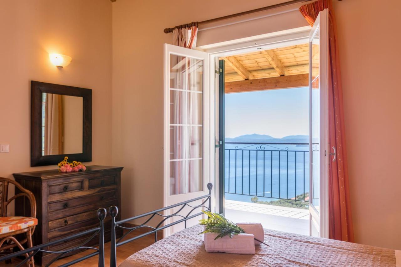 Marianthi * Nisaki (Corfu)
