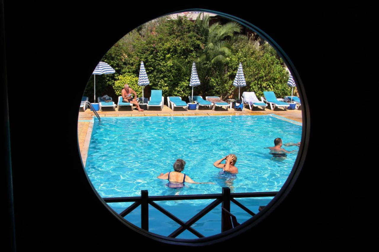 Kassandra Aparthotel