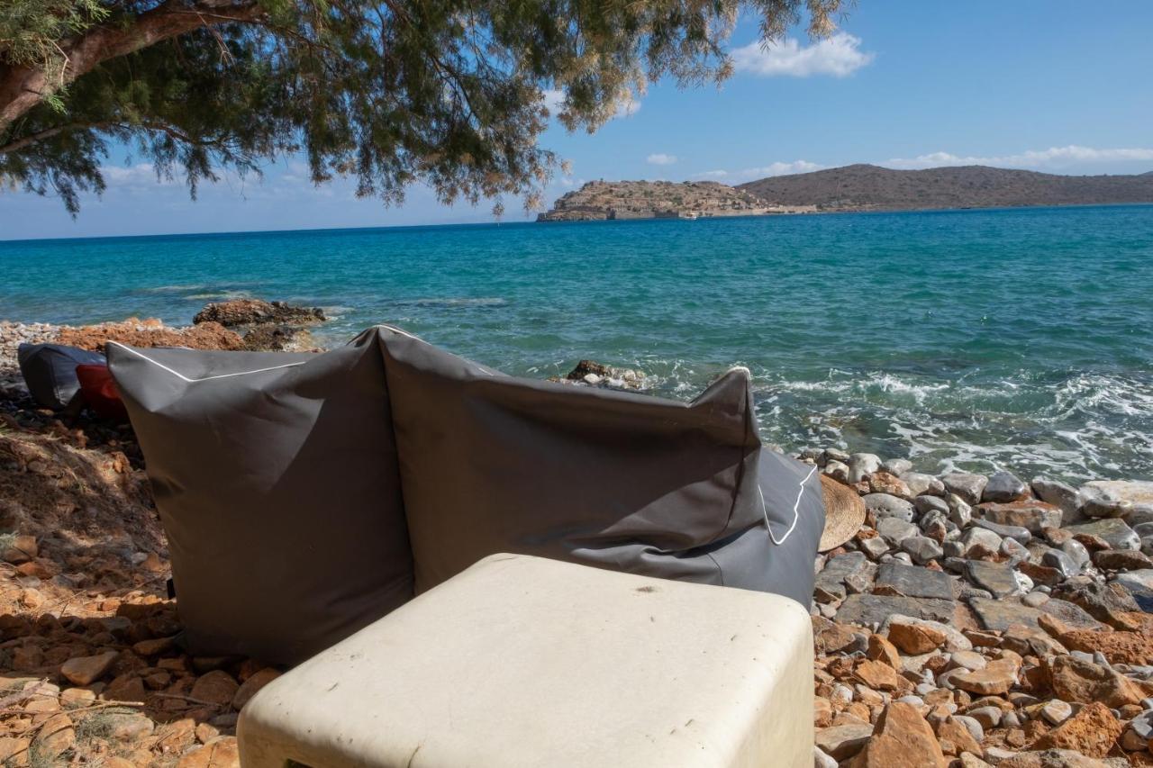 Danae By Island View