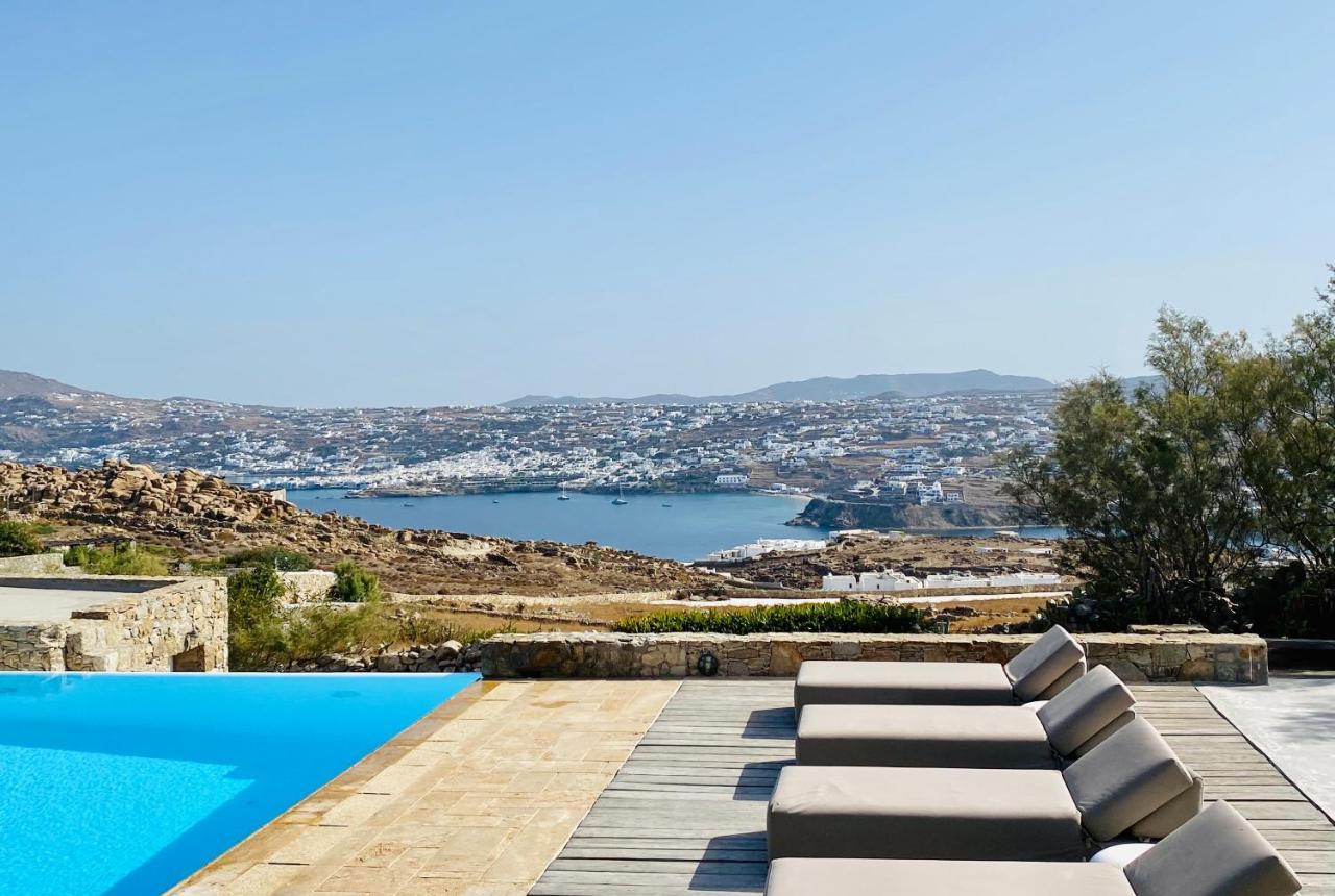 Villa Alessandra With Massive Pool By Diles *