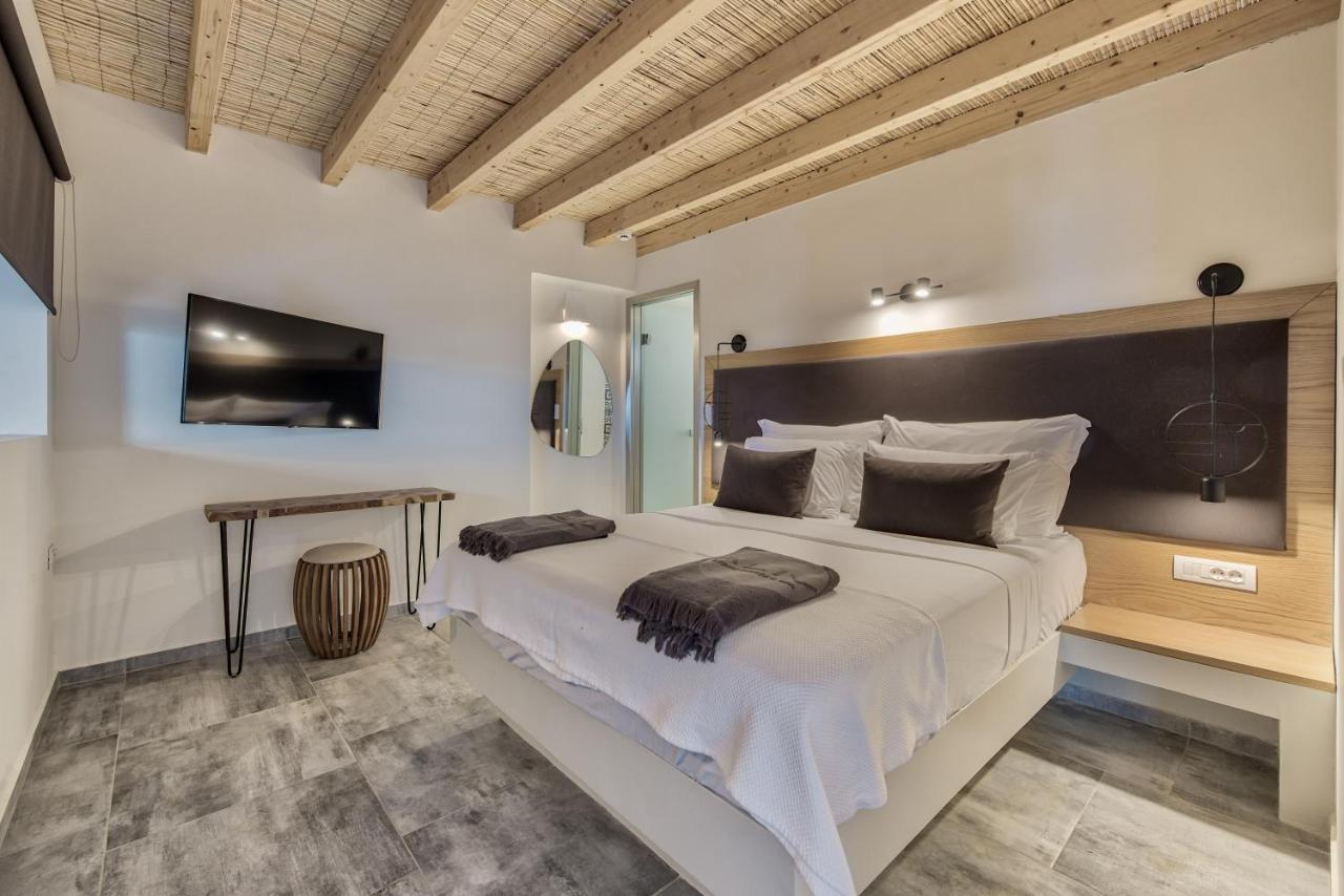 Hotel Aliv Stone & 4*