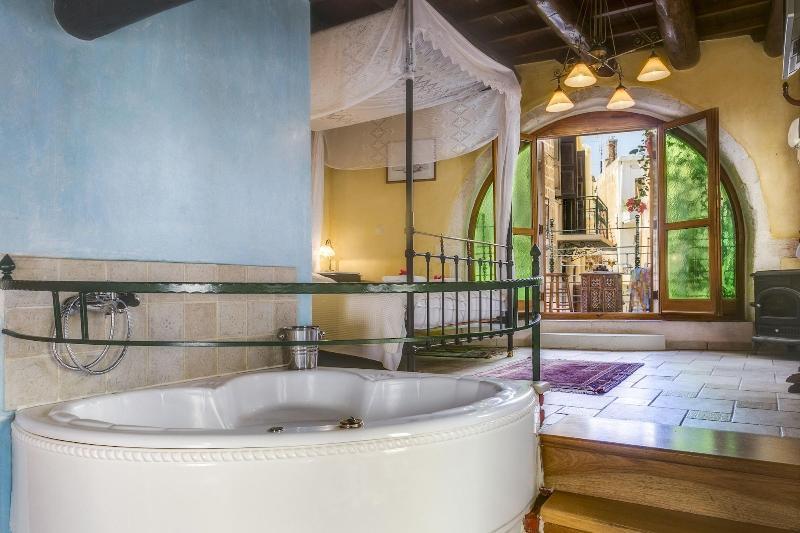 Hotel Ifigenia & 3*