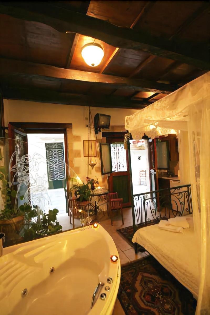 Hotel Ifigenia & Chania (Crete)