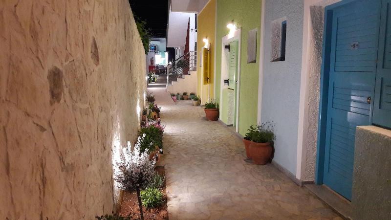Stella By Estia Apartment *