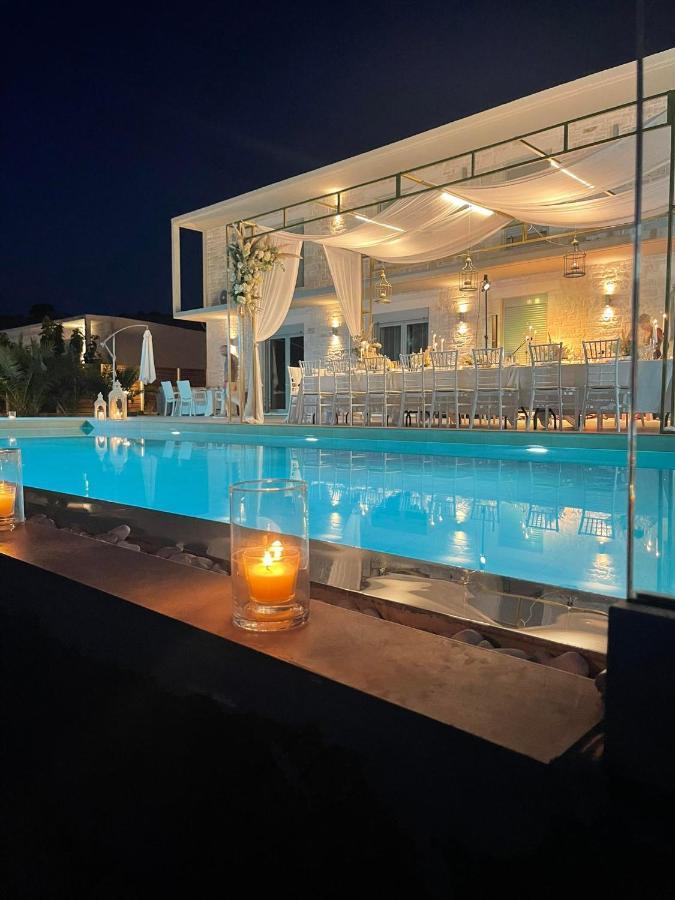 Eva West And East With 2 Private Infinity Pool & And Panoramic Sea View Villa *