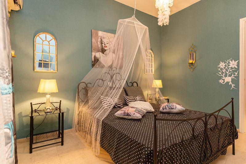 Apartment V.a Boutique And