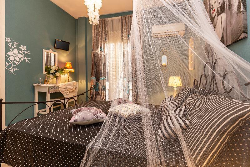Apartment V.a Boutique And Acharavi (Corfu)