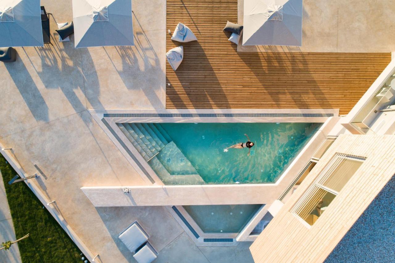 Your Private Retreat By The Beach, With Heated Pool, By Thinkvilla Villa Petres (Rethymno)
