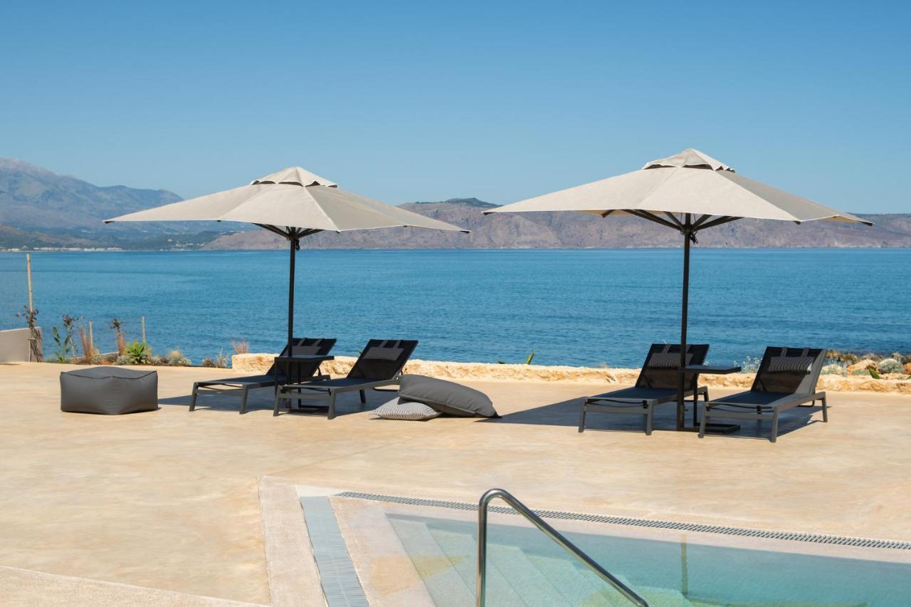 Your Private Retreat By The Beach, With Heated Pool, By Thinkvilla Villa