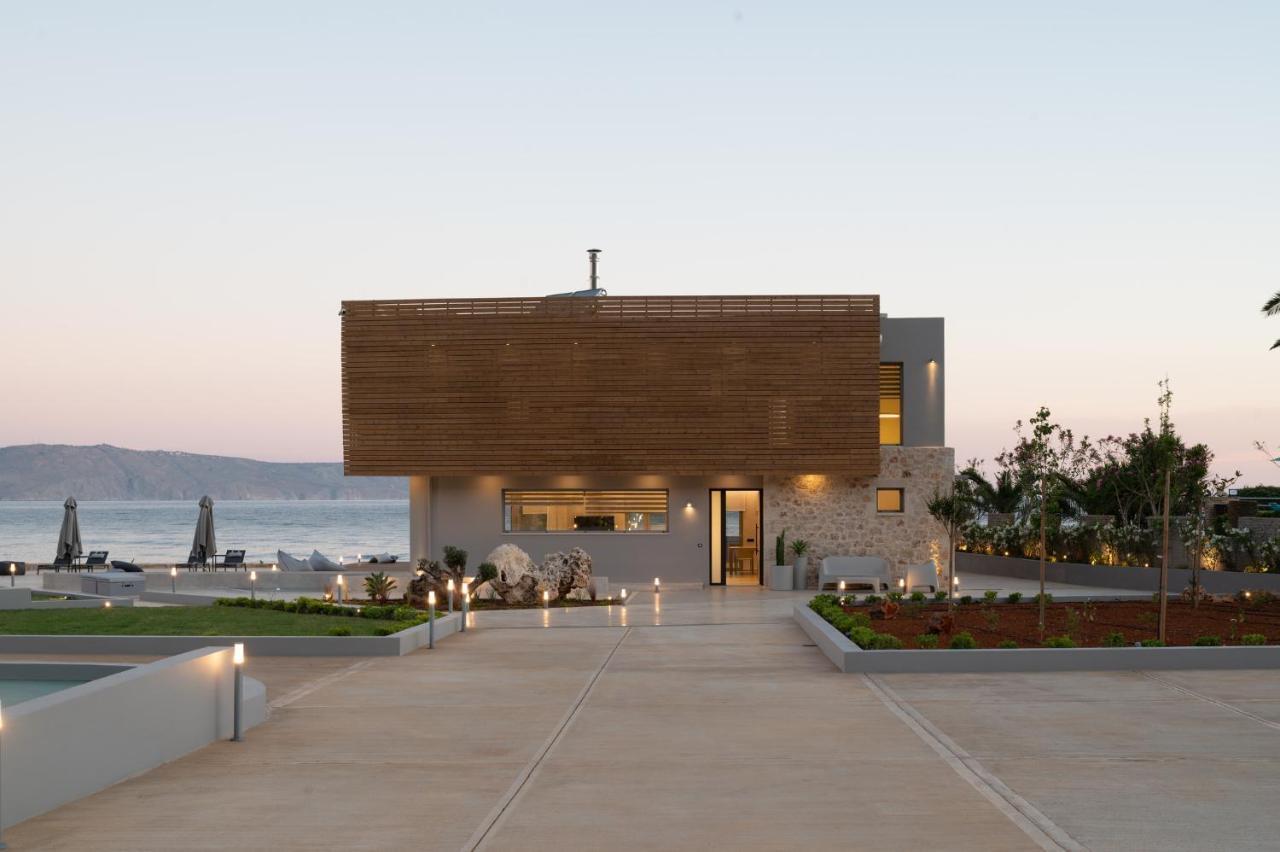 Your Private Retreat By The Beach, With Heated Pool, By Thinkvilla *