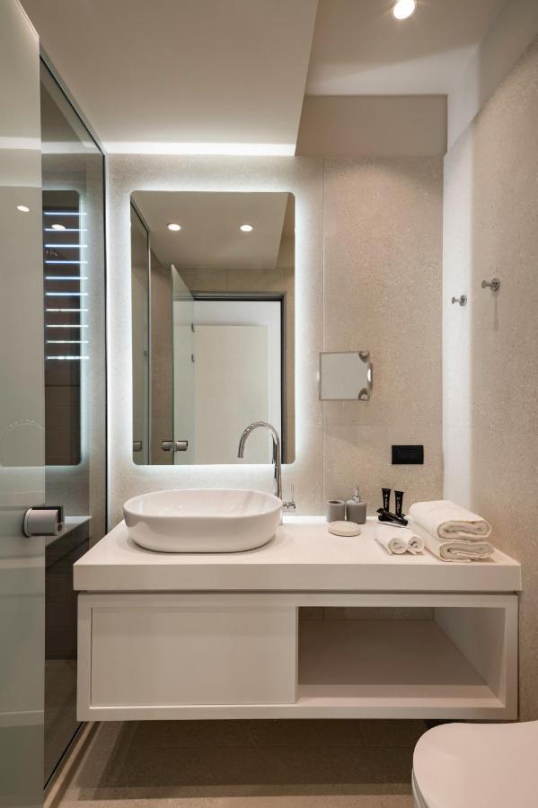 Your Private Retreat By The Beach, With Heated Pool, By Thinkvilla Villa Petres (Rethymno)