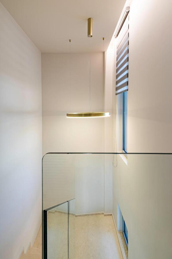 Your Private Retreat By The Beach, With Heated Pool, By Thinkvilla Villa *