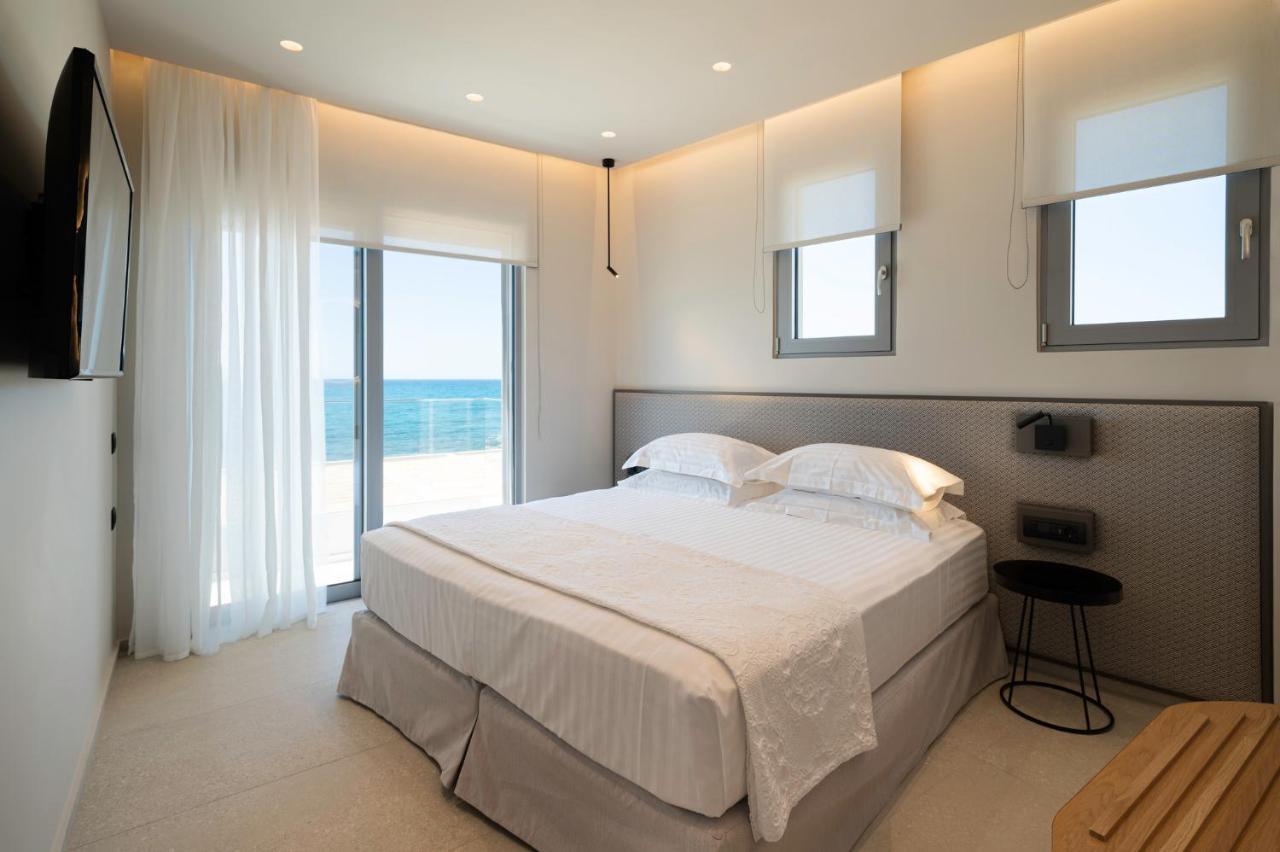 Your Private Retreat By The Beach, With Heated Pool, By Thinkvilla Villa