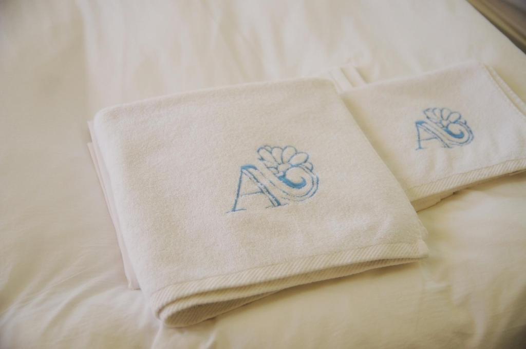 Achillion Villas *
