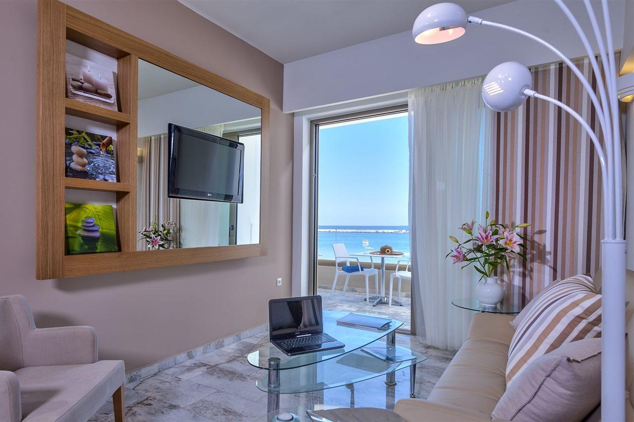 Malena & - Adults Only By Omilos 4*