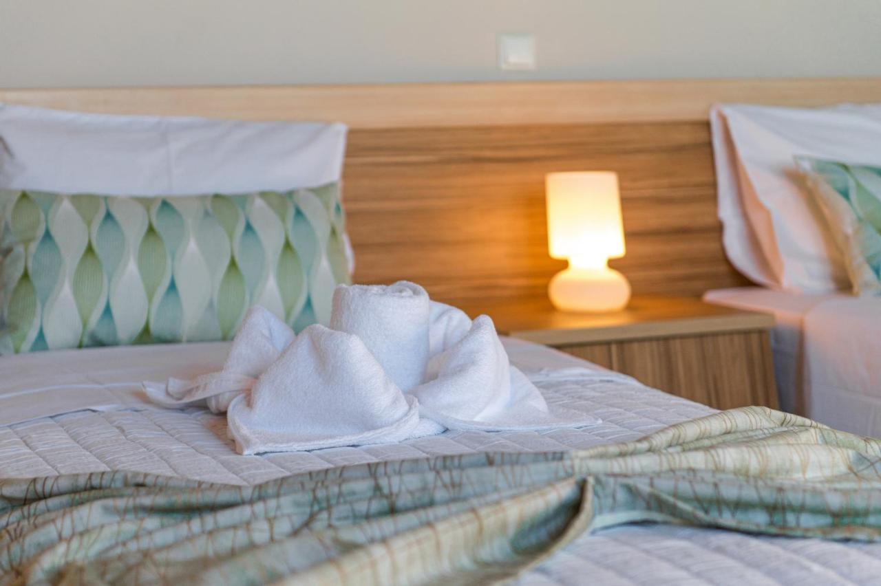 Tranquil Sea View With Private Pool, Just 2km From The Beach!