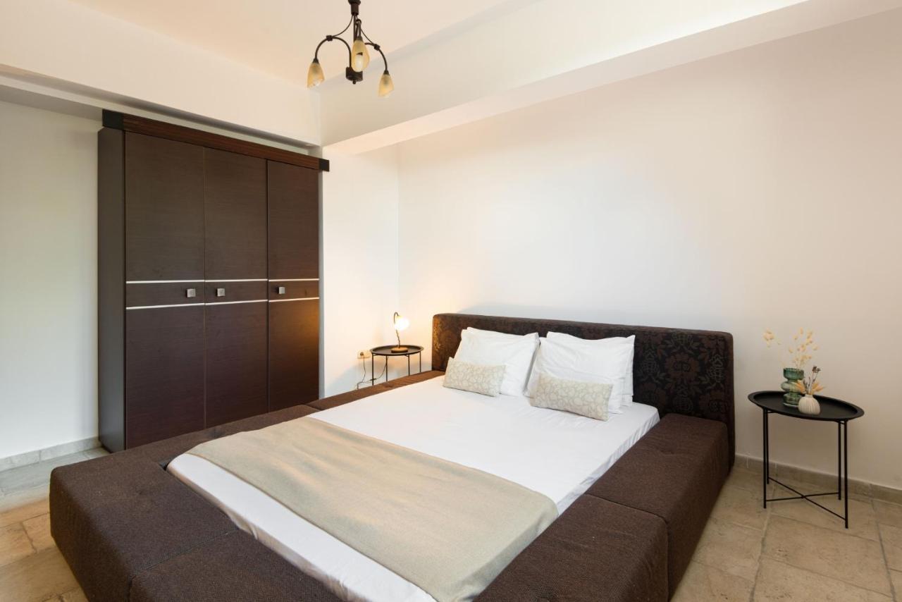 Seagrove, Beachfront In Possidi #feelslikehome Holiday home *