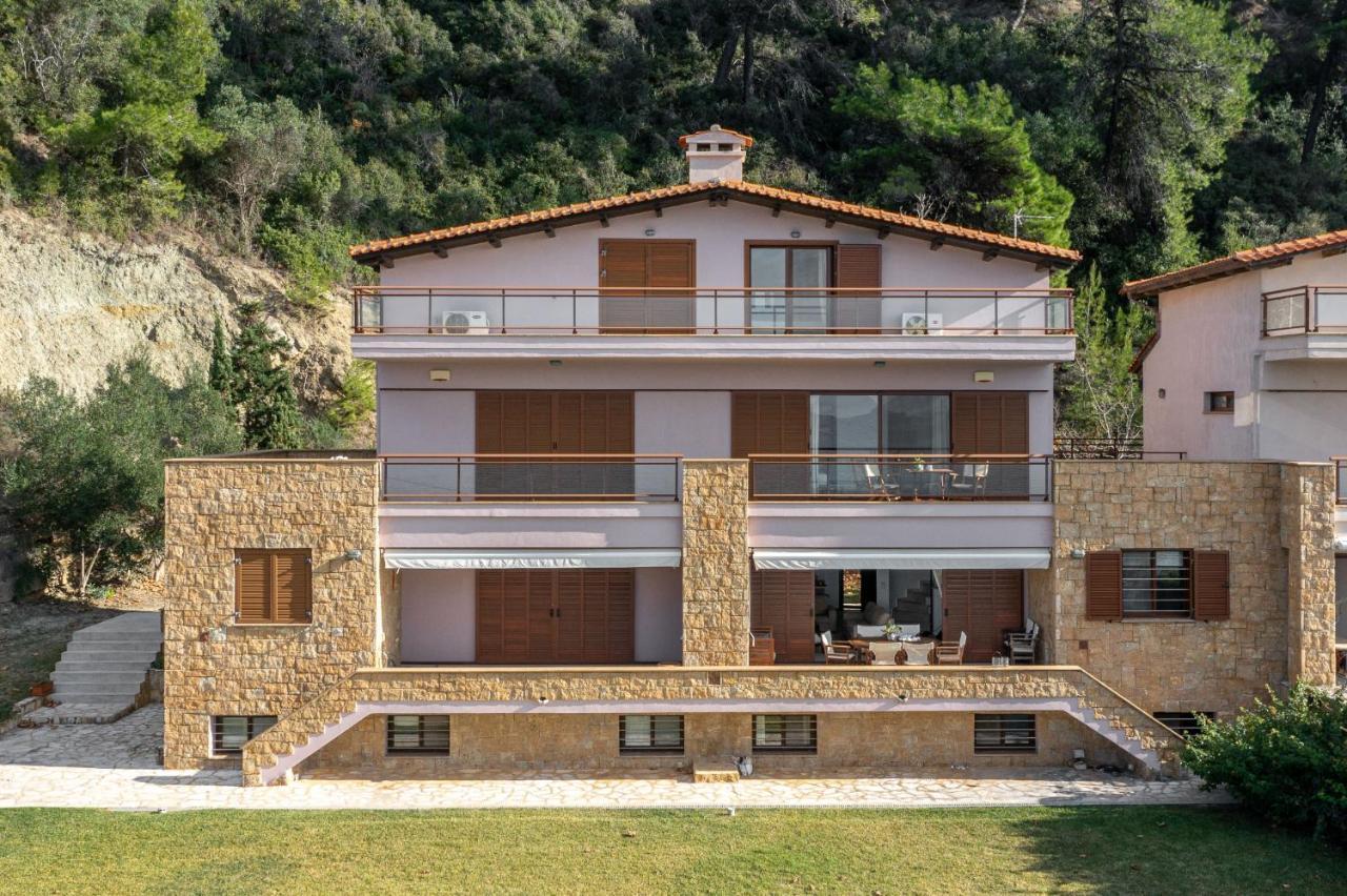 Seagrove, Beachfront In Possidi #feelslikehome Holiday home