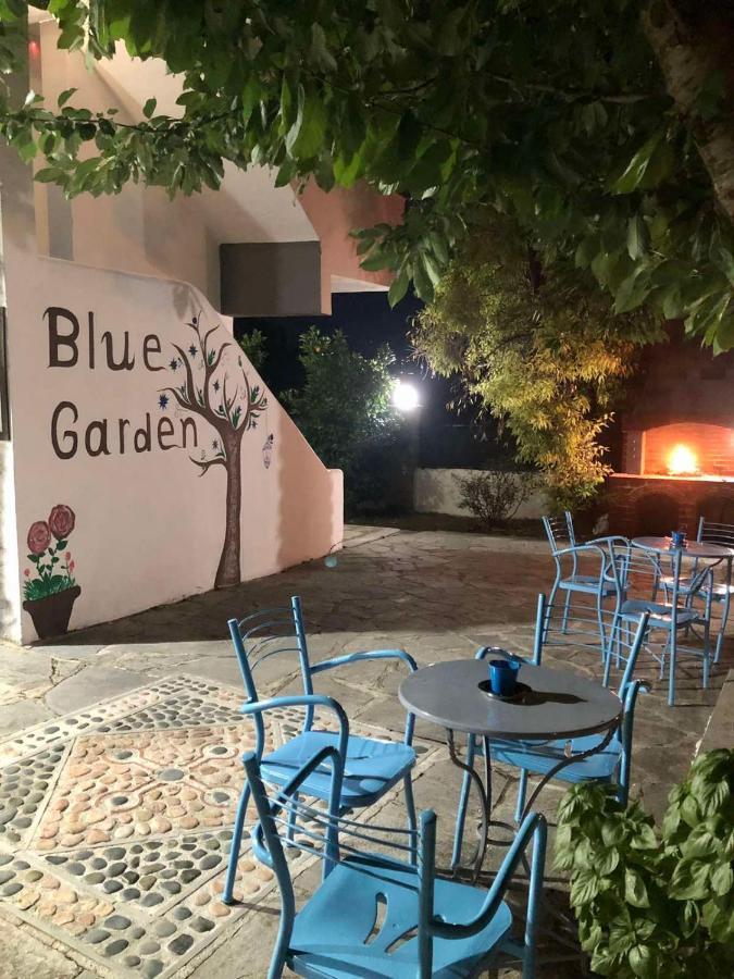 Blue Garden * Fourka
