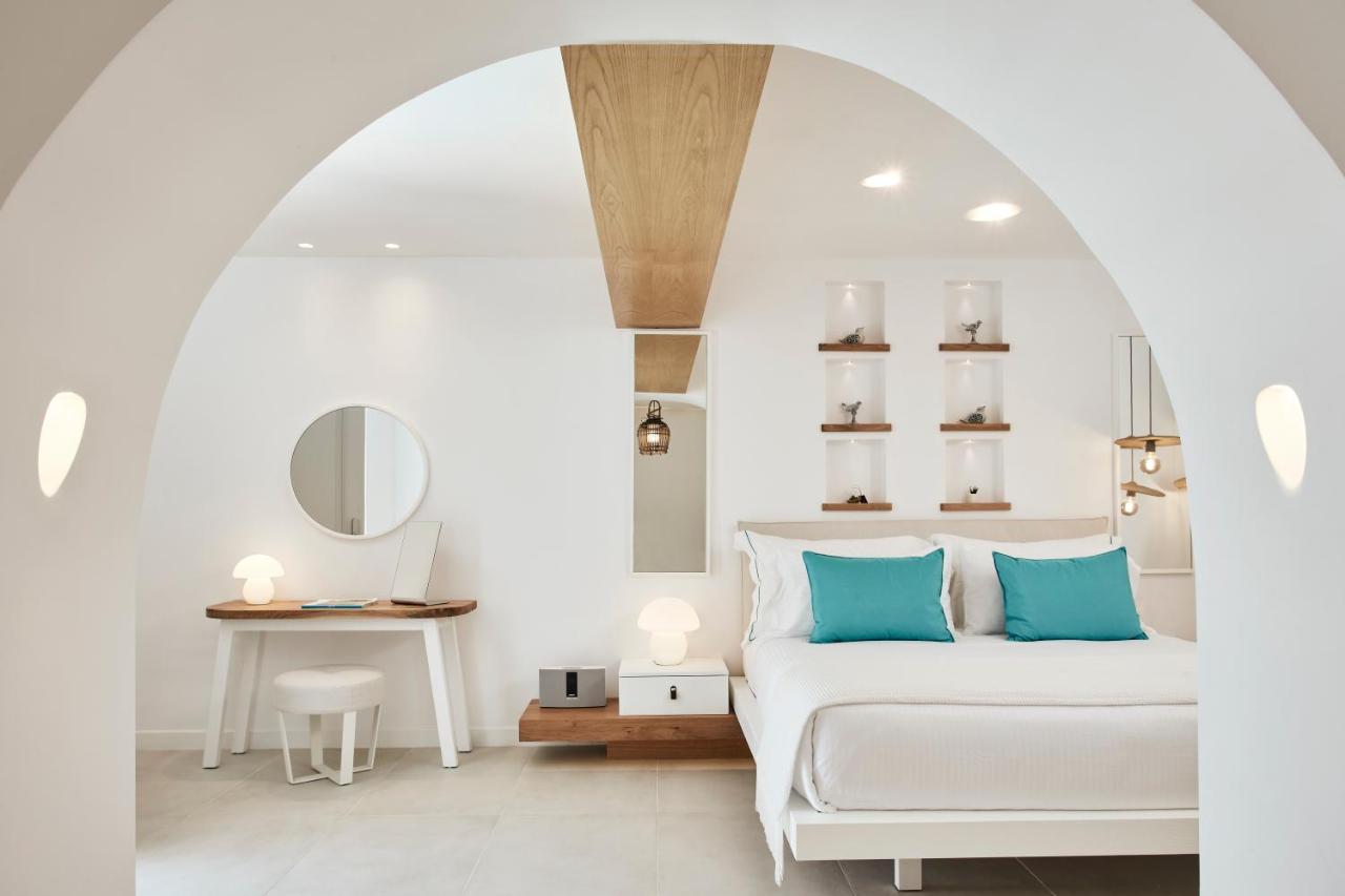 Hotel Nikki & Santorini Kamari (Santorini)