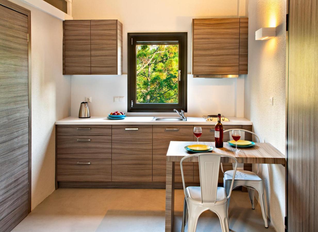 Aparthotel Sani & Sani Woods (adults Only) 4*