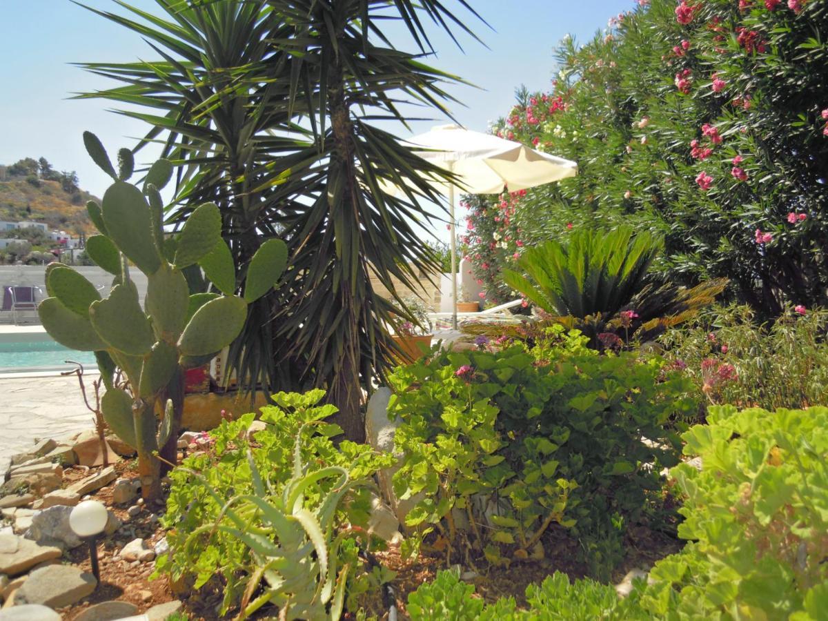 Apartment Petaloudes 2 *