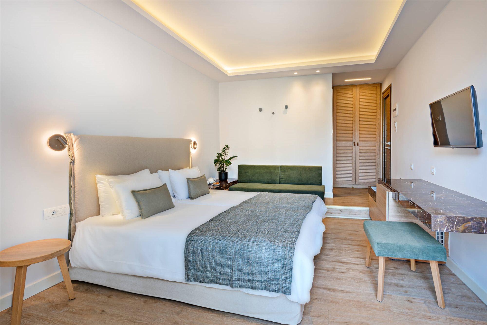 Hotel Nefeli 4*