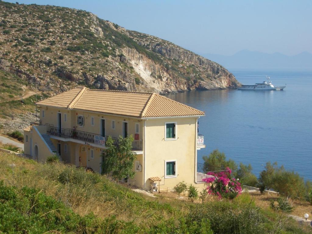Palataki Absolute Blue * Agios Nikolaos (Zakynthos)