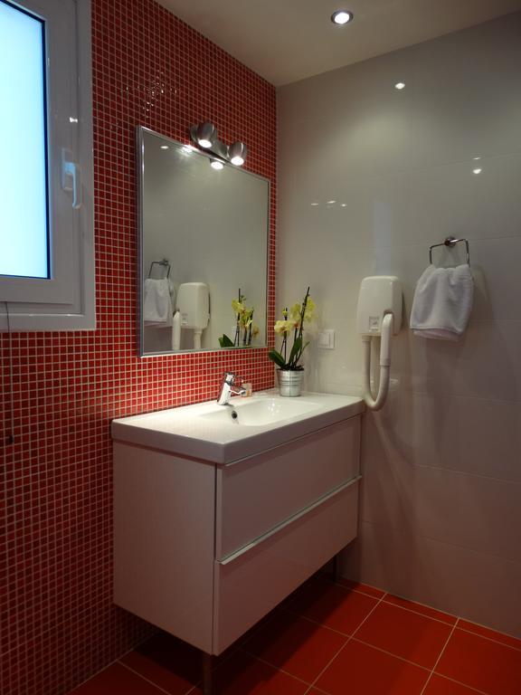Guest house Dassia Beach Pension