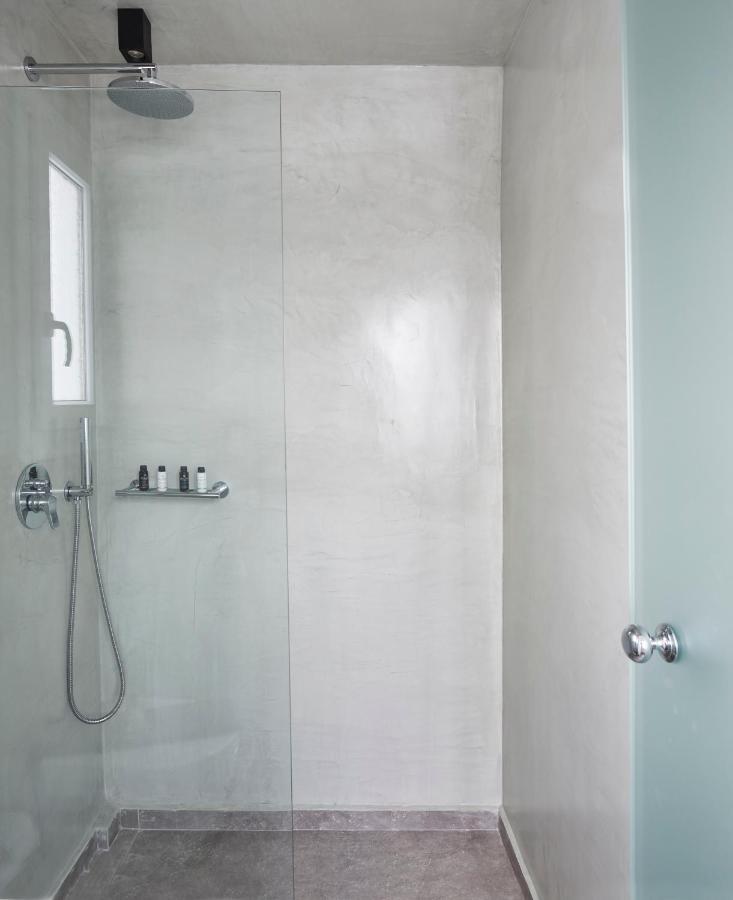 Loizos Stylish Residences Aparthotel 3*