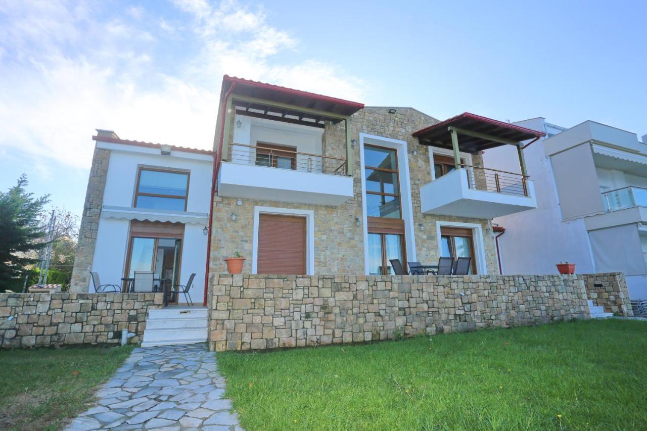 Omega - Beachfront, Garden, Bbq Hanioti