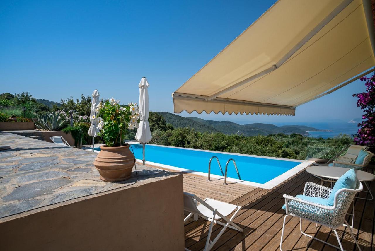 Luxury + Couchers De Soleil Villa Skiathos Town