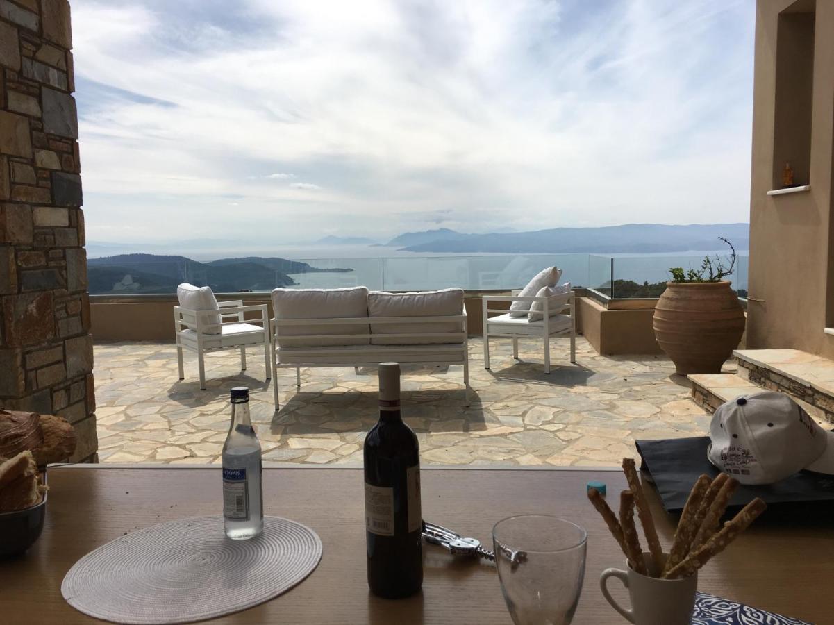 Luxury + Couchers De Soleil Villa *