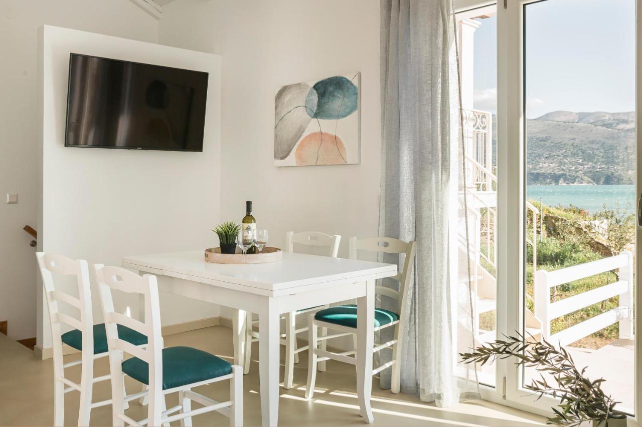 Apollonides Seafront Villa 2 Melete