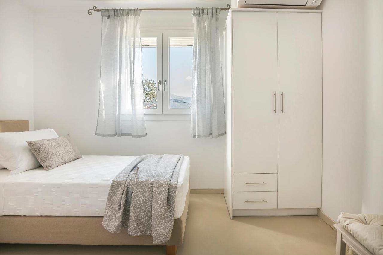 Apollonides Seafront Villa 2 Melete Villa