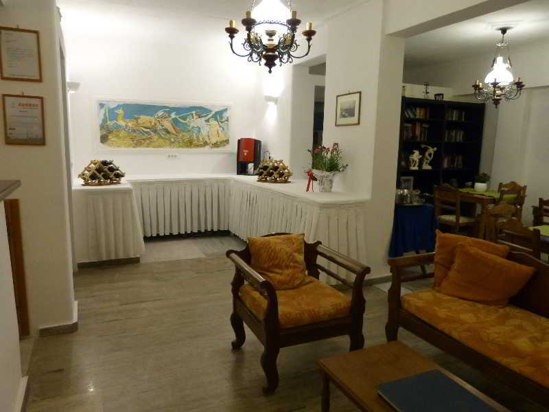 Black Kamari (Santorini)