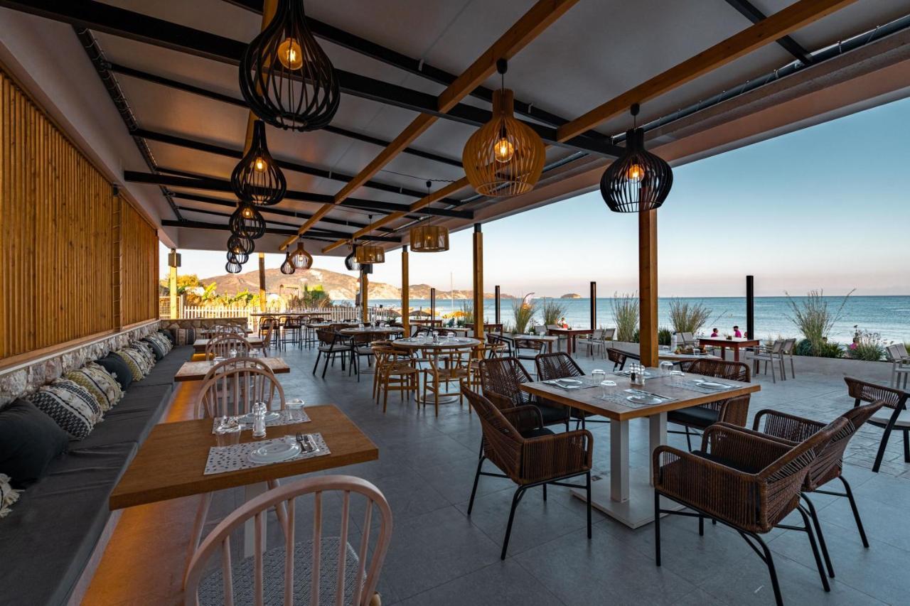 Horizon - Beachfront Luxury, By Zantewize Laganas