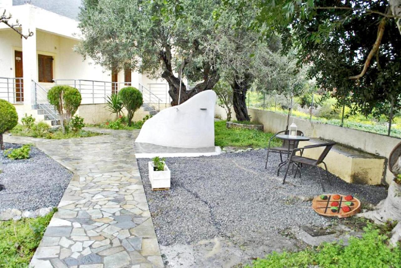 Apartment Chouzourakis