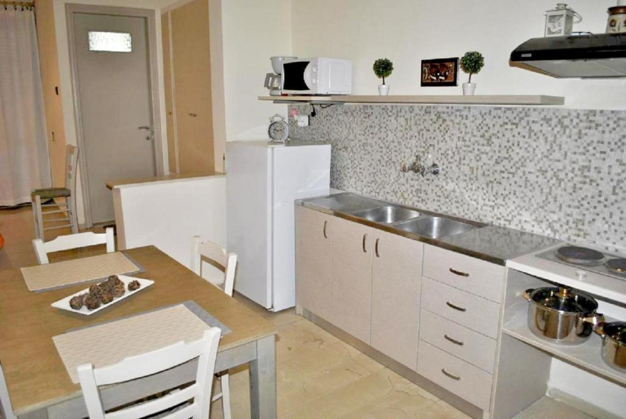 Chouzourakis Apartment Keratokampos